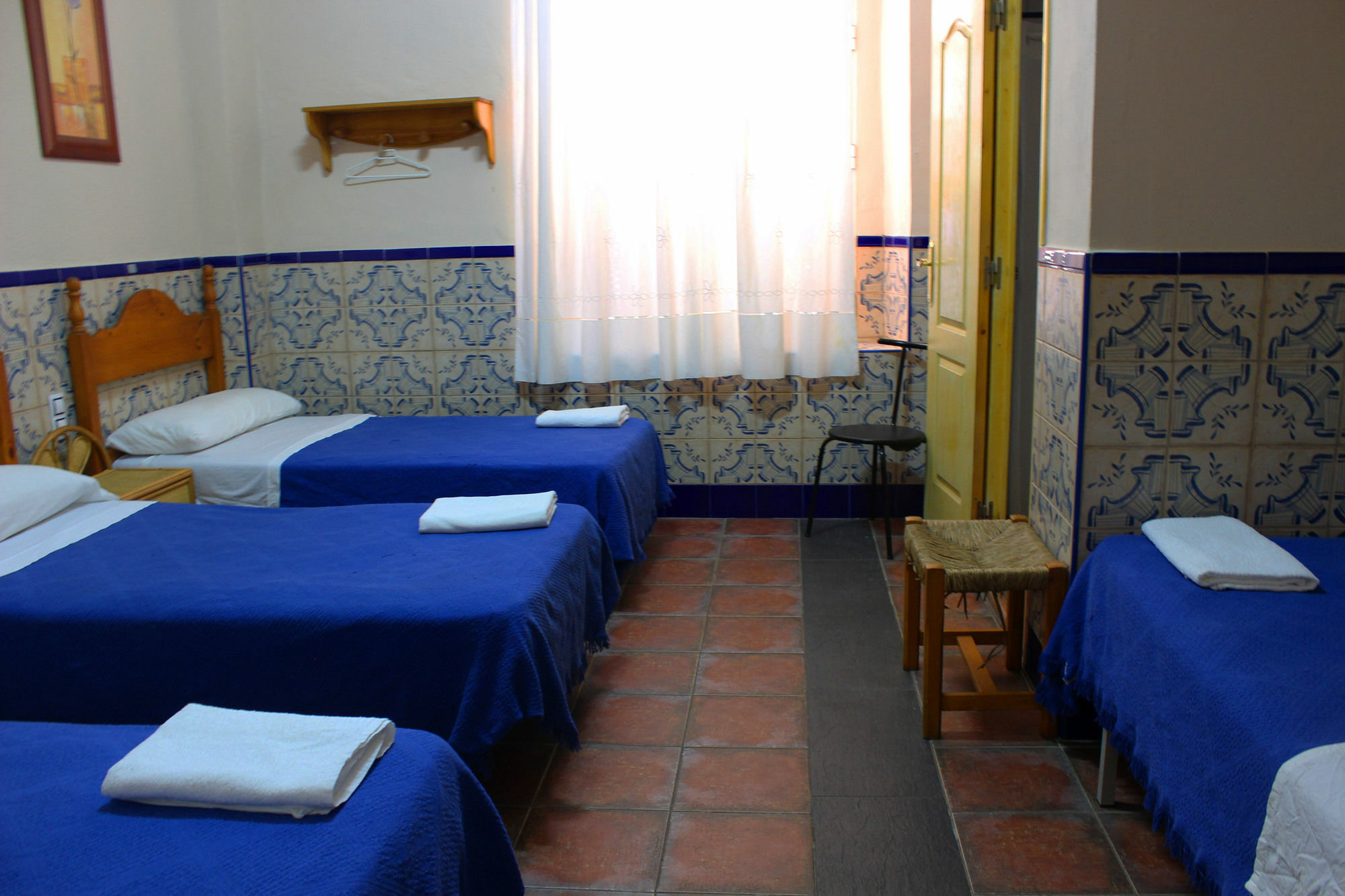 Pension Lisdos Sevilla Buitenkant foto