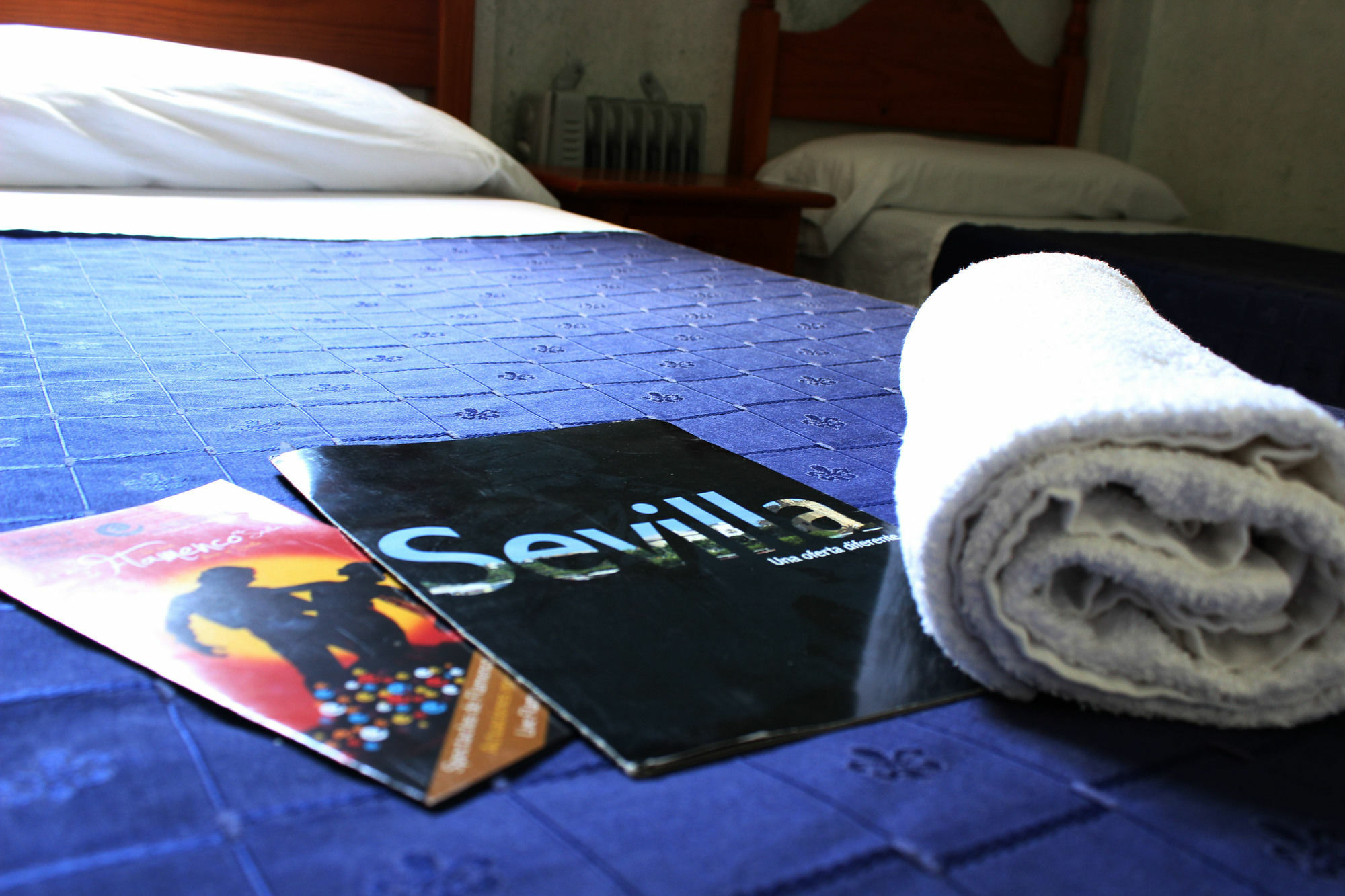 Pension Lisdos Sevilla Buitenkant foto