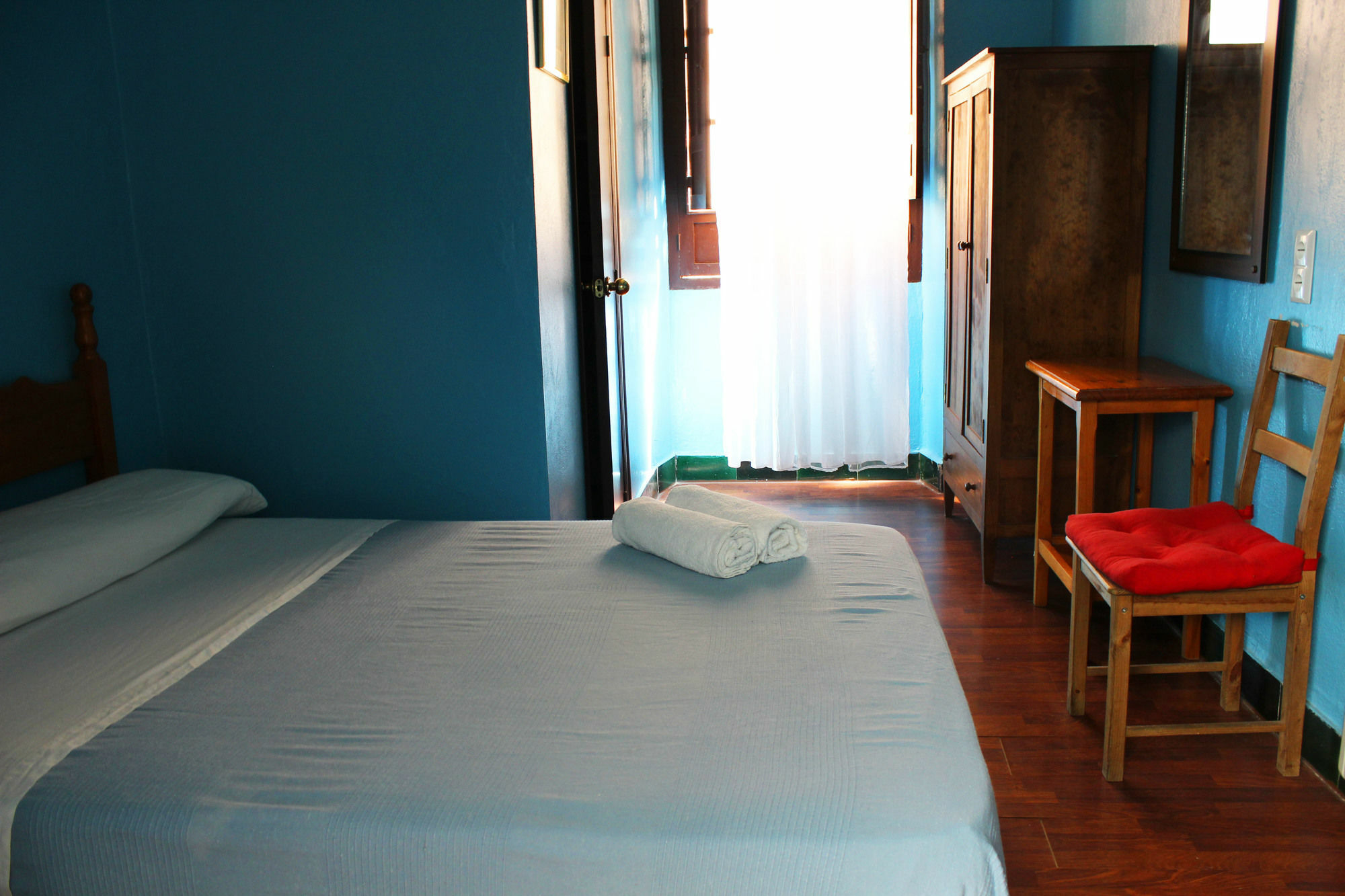Pension Lisdos Sevilla Buitenkant foto